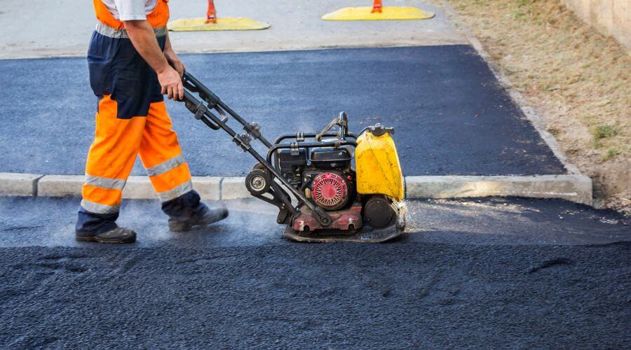 Professional gutter cleaning in Kramer, ND